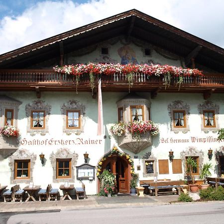 Gasthof Erzherzog Rainer - Zimmer Und Ferienwohnung Kössen Zewnętrze zdjęcie