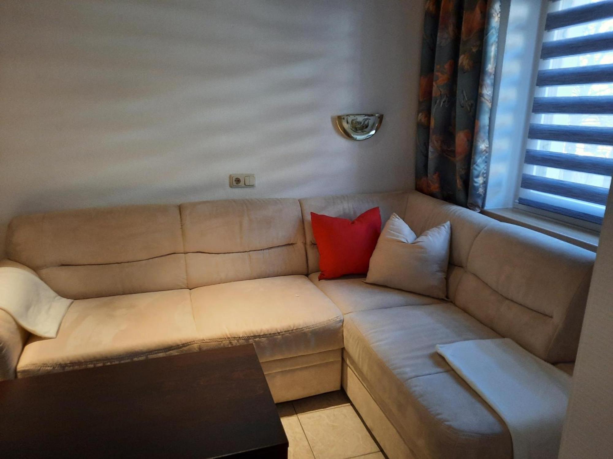 Gasthof Erzherzog Rainer - Zimmer Und Ferienwohnung Kössen Pokój zdjęcie
